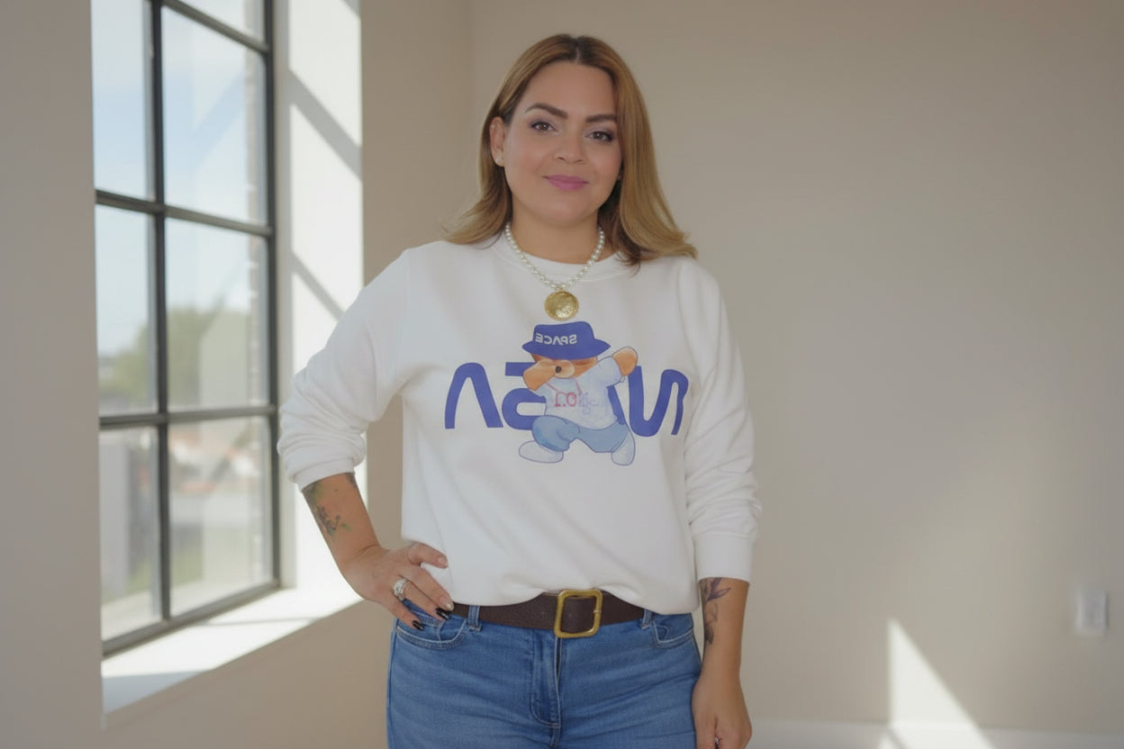 Sudadera Blanca con Diseño Italiano