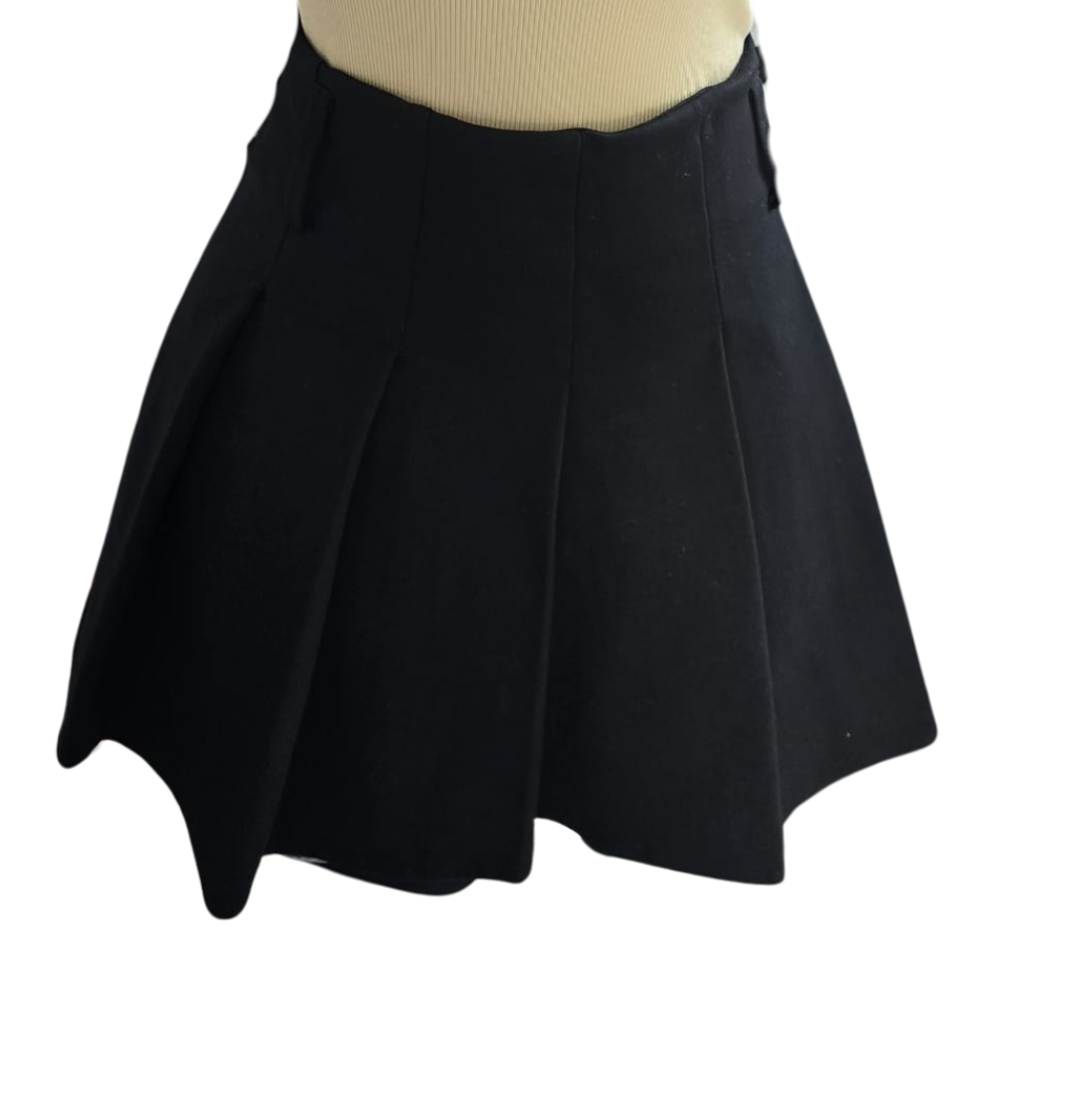 Falda Pantalón “Noir Chic”