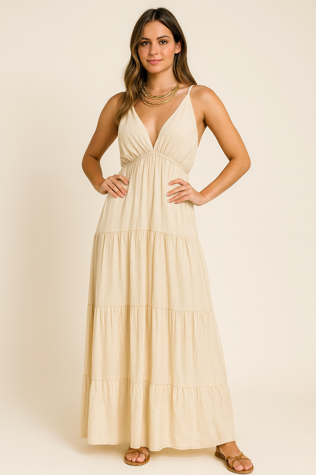 Vestido Maxi Beige Escote V - Elegante y Versátil