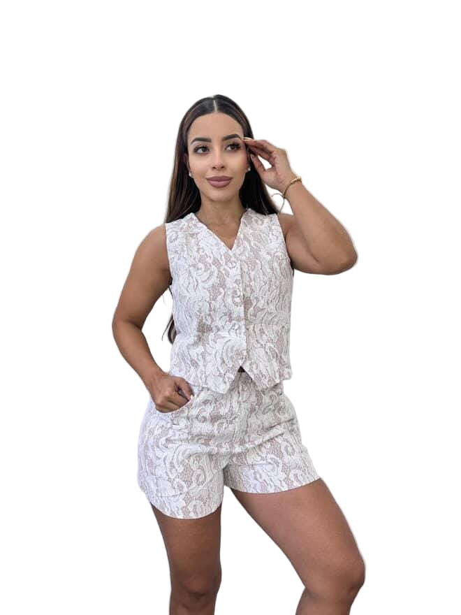 Set Chaleco + Shorts en Encaje