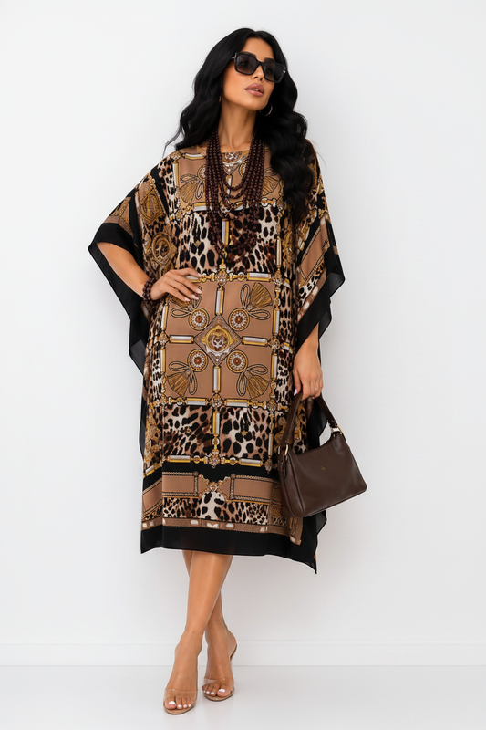 Kaftan con fondo blanco